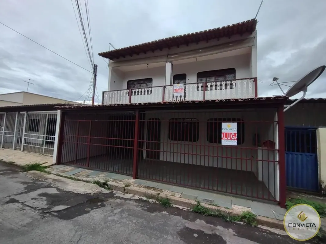  QR 7 Conjunto A Casa 55 1 Pavimento - Candangolândia UMA CASA COM 02 QUARTOS, S...