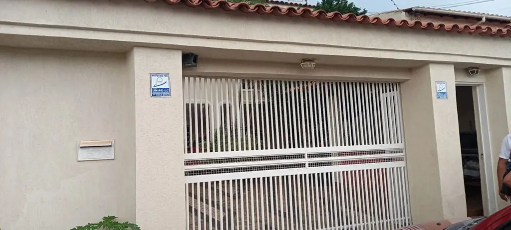 GRANDE OPORTUNIDADE DE MORAR OU INVESTIR EM UM DOS BAIRROS MAIS VALORIZADOS DO D...