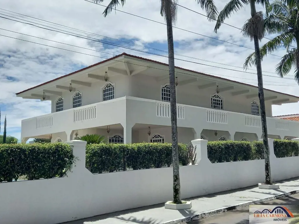CASA ALTO PADRÃO COM BELÍSSIMA VISTA! MOBILIADA!!CONDOMÍNIO à BEIRA LAGO, ao lad...