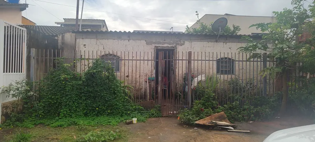 Vendo lote Vila Wesley Roriz, na Quadra C, Lote com 130 m2.R$ 400 milTratar com ...