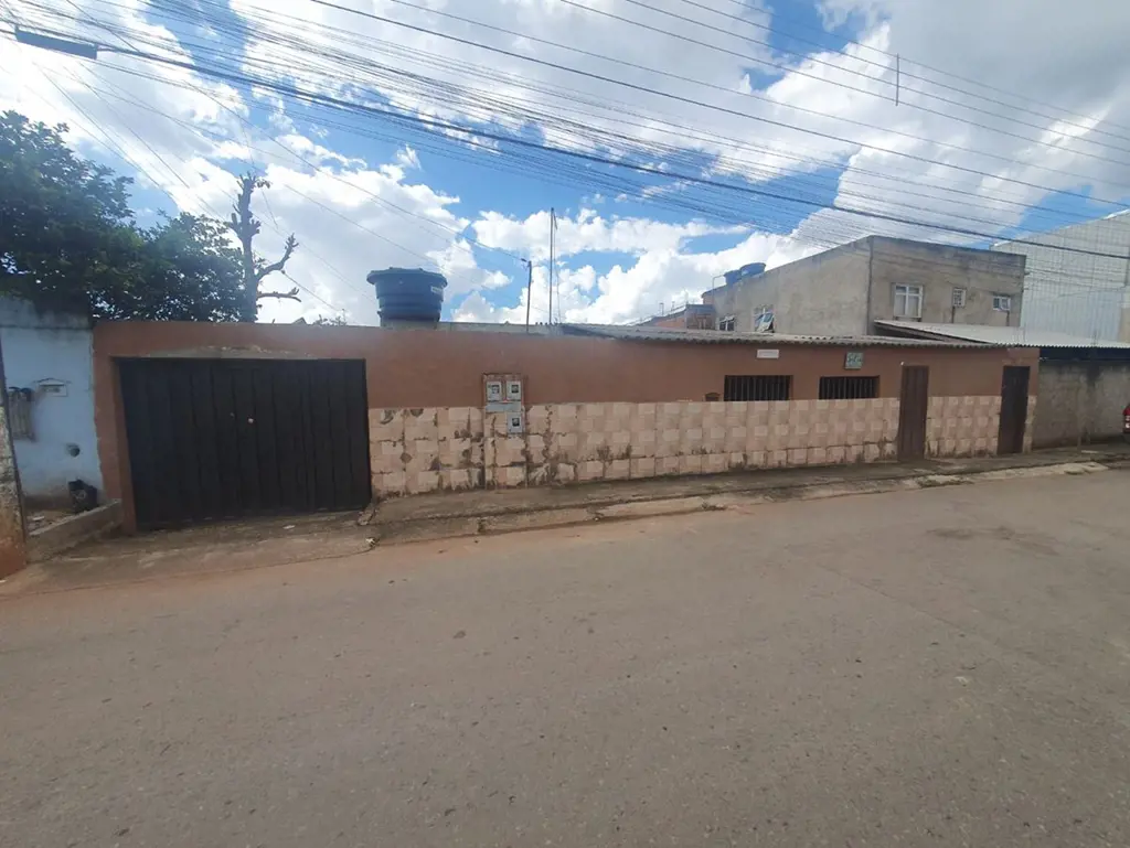 01 - LOCALIZAÇÃO;- DIA A DIA ATACADISTA (BR 070)- BR 070- COMERCIO LOCAL02 - IMÓ...