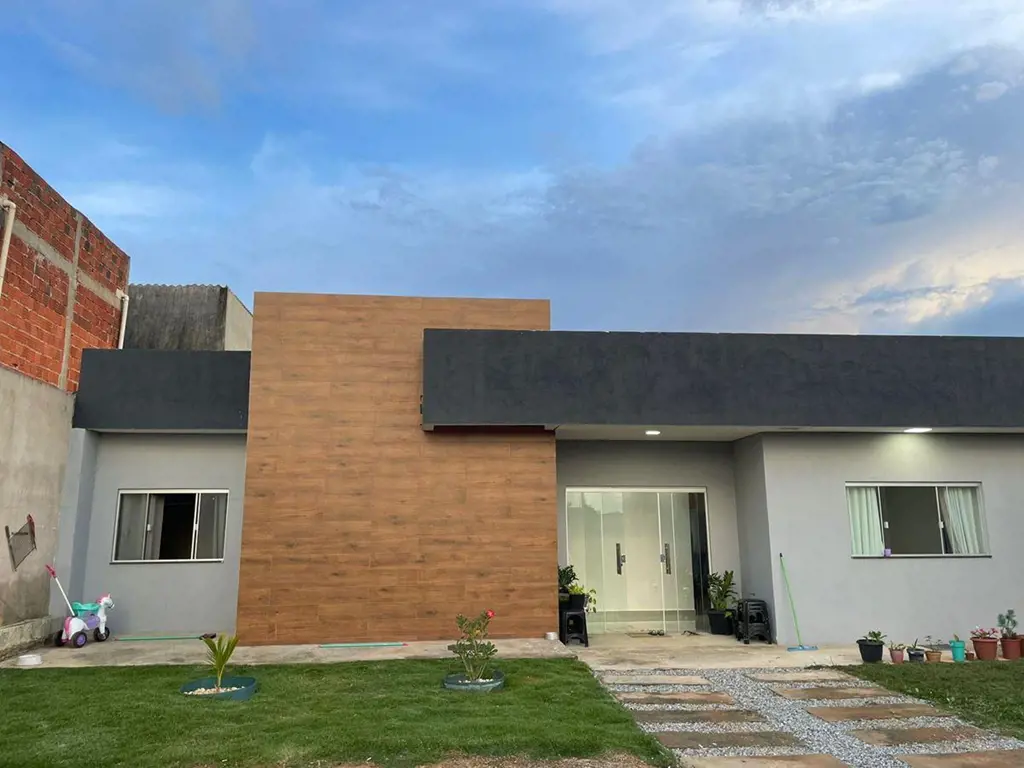Vendo casa no condomínio Monte Verde Incra 9Vista bela- Ceilândia DFToda no porc...