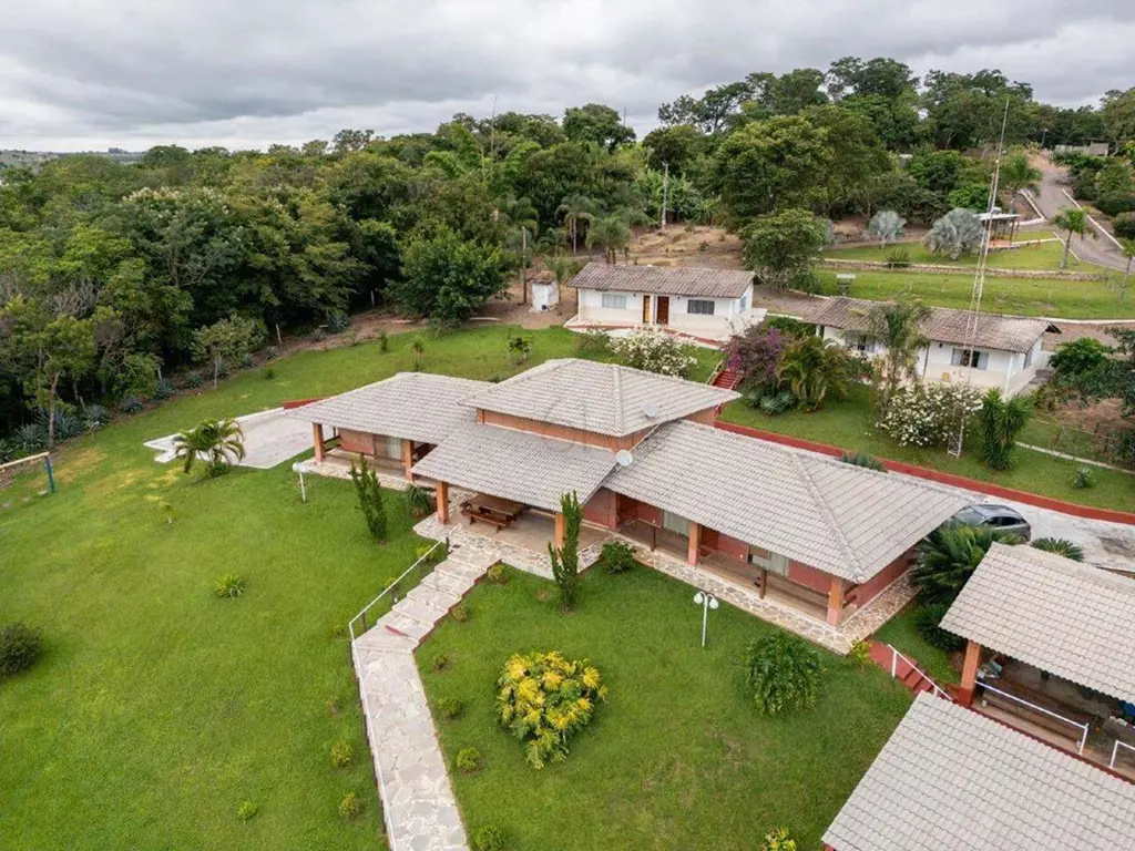 PROPRIEDADE RURAL ESTÂNCIA MIRAMONTES BELÍSSIMA DE 40 MIL m2 EM CORUMBÁ III-GO V...