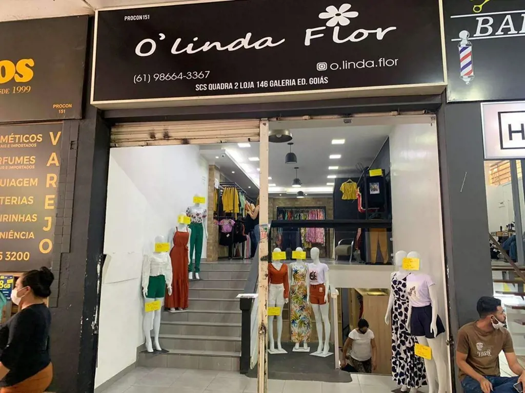 Excelente loja no Setor Comercial Sul, com 3 pisos, hoje funciona loja de roupas...