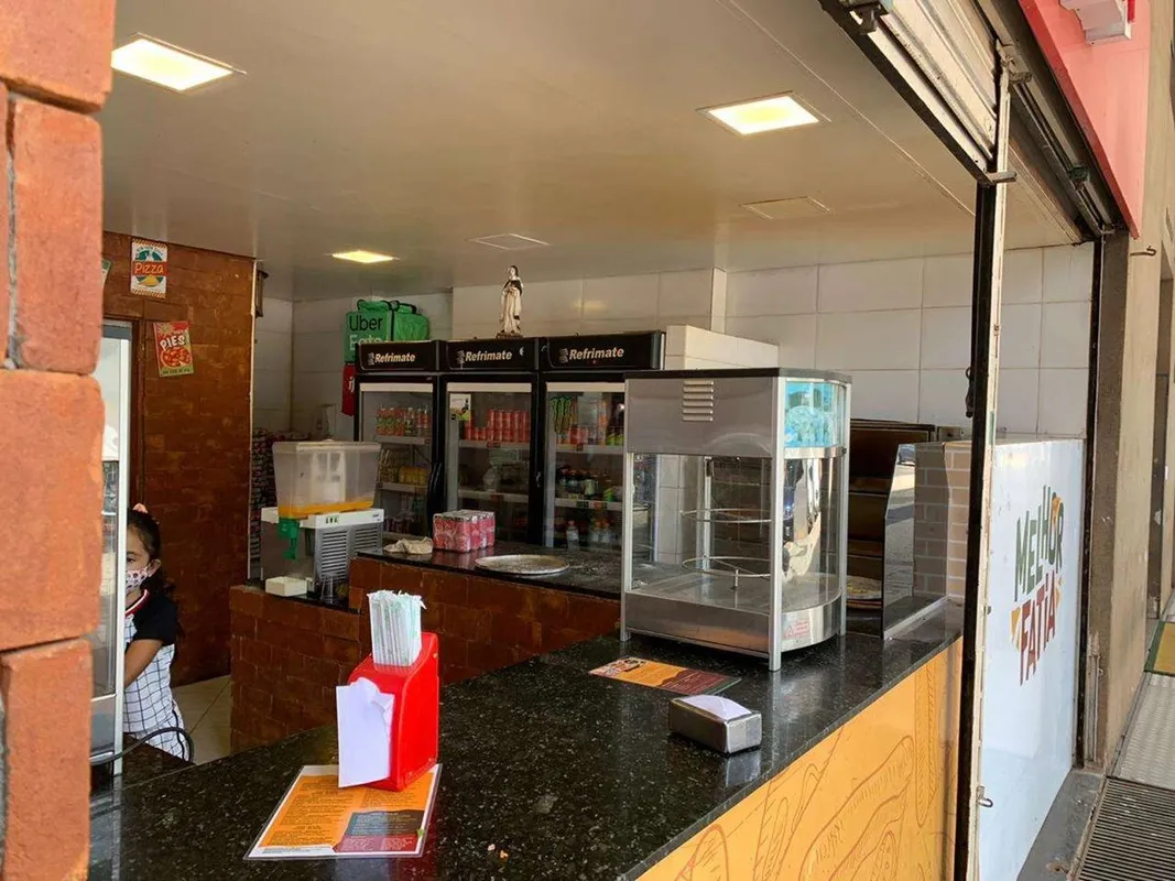 Excelente oportunidade de negócio, loja de esquina no Setor Comercial Sul, hoje ...