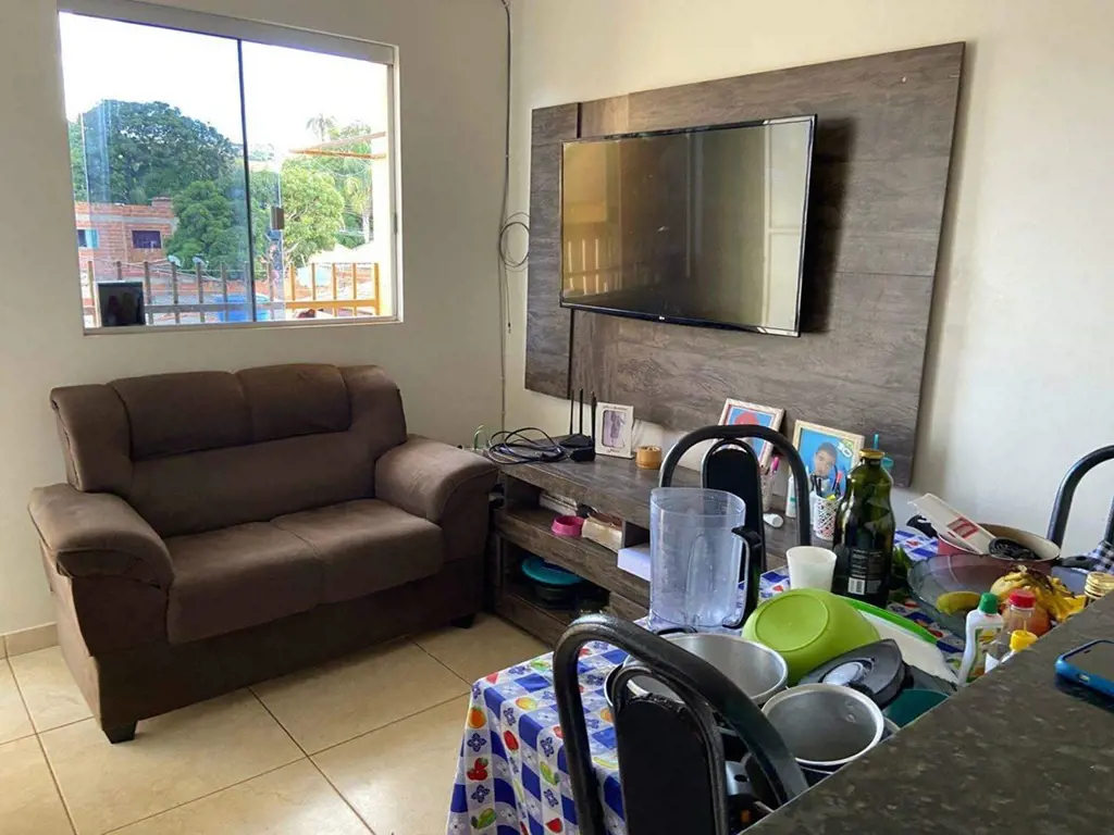 Excelente Oportunidade de Negócio.Esta casa no Condomínio Caravelo na DF 425 lhe...