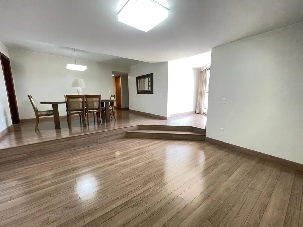 Excelente apartamento com 04 quartos, sendo 01 suíte, sala de estar, sala de jan...