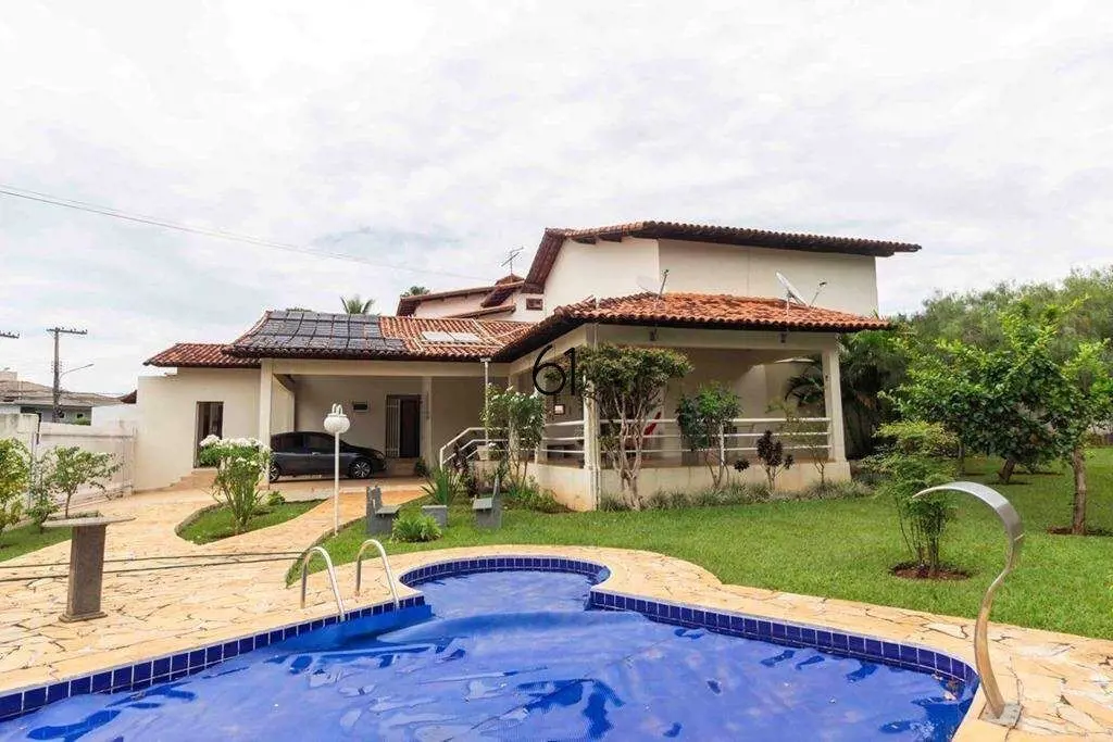 Espetacular Casa no Condomínio Jardim Botânico VI:São 550m² de área construída e...