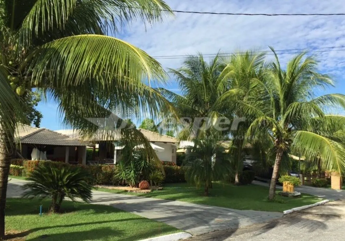 CASA MOBILIADA NO CONDOMÍNIO SOL DO ARAGUAIA - ARUANÃ/GOCasa composta por 6 suít...