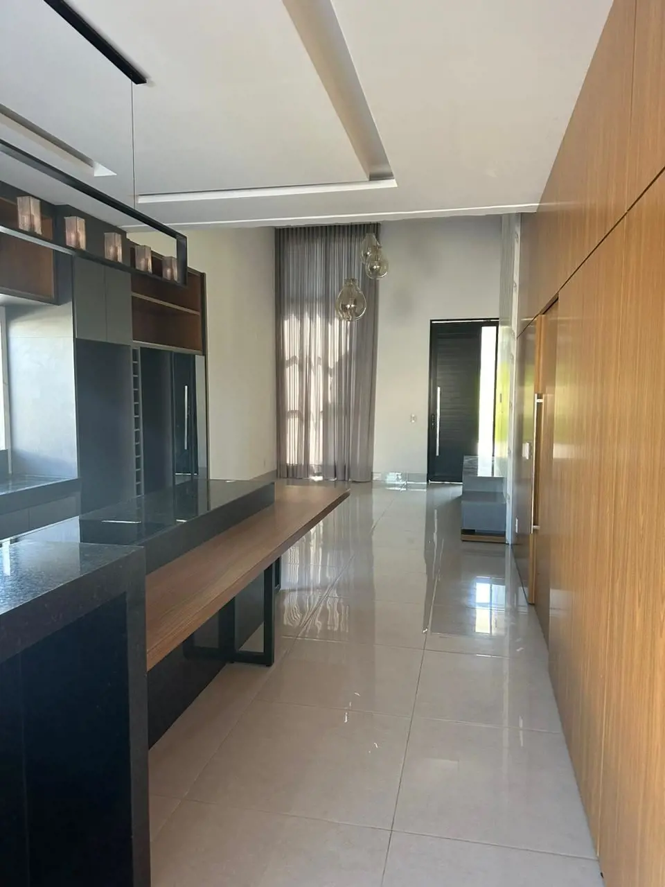 Casa térrea para Locação no Jardins Barcelona 3 suítes Sala Cozinha Área de serv...