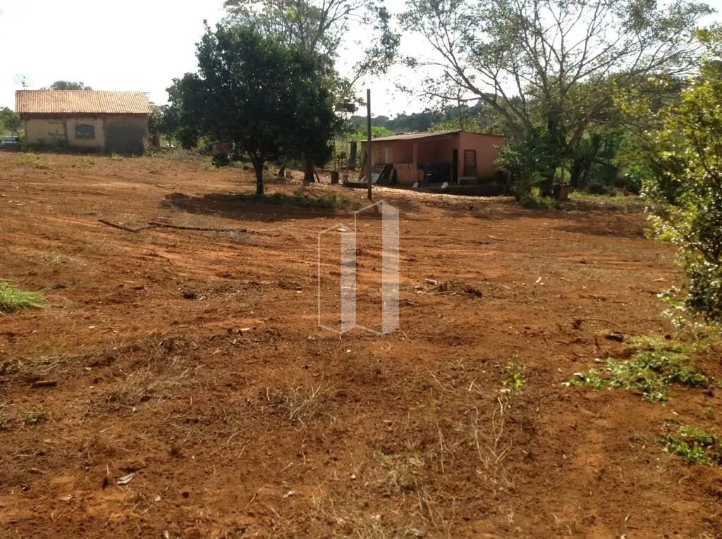 Excelente área de 5.000m² apenas 12 minutos do Buriti Shopping. 20/04/24