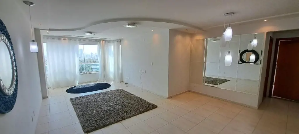 03 SUITES SENDO 02 AMERICADAS, SALA 03 AMBIENTES, LAVABO, COZINHA MONTADA EM ARM...