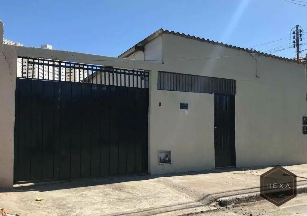 OPORTUNIDADE ÚNICA: IMÓVEL COM RENDA NO JARDIM NOVA ESPERANÇA! INVISTA COM SEGUR...