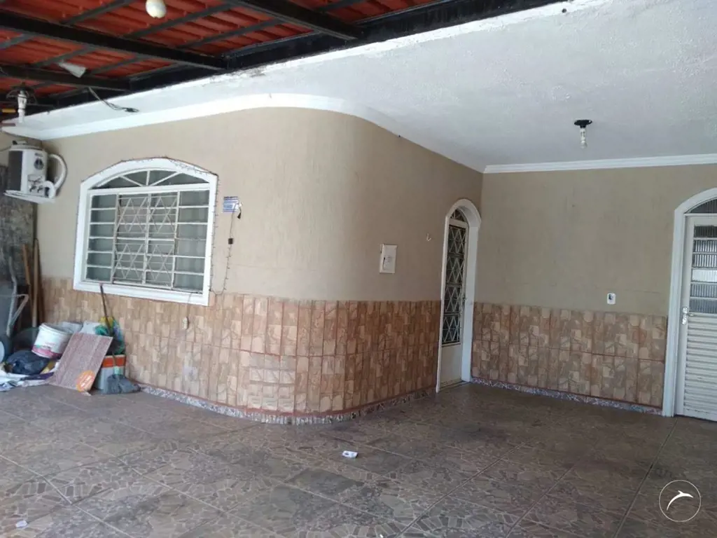 Bem-vindo à sua nova morada de excelência: Residência de 4 Quartos com Espaços A...