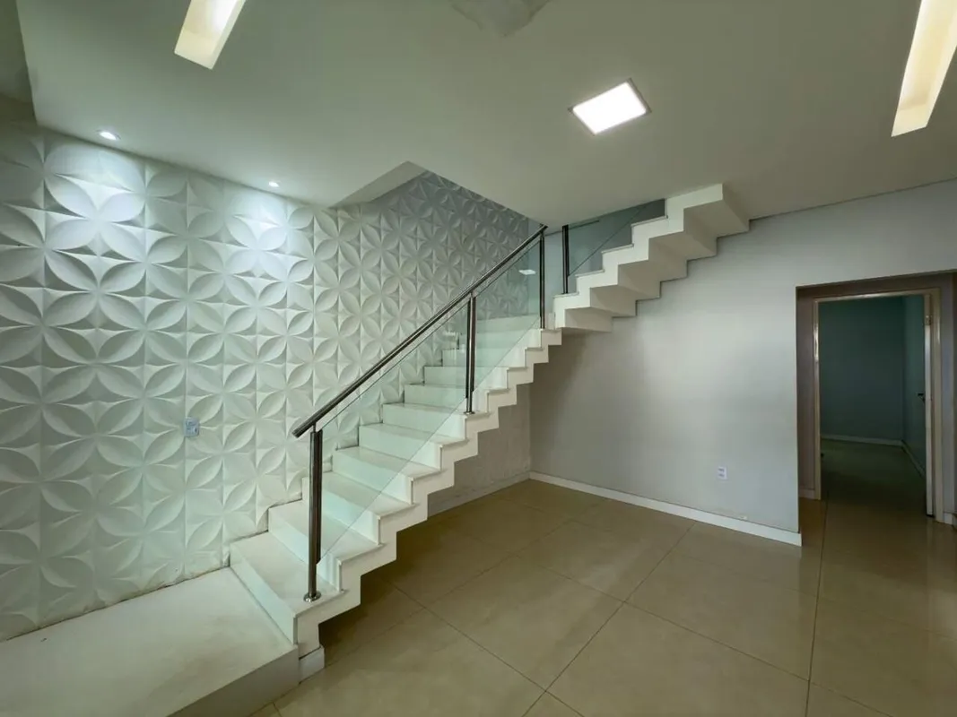 Oportunidade Única: Casa Moderna com Acabamento de Alto Padrão na QR 122, Samamb...