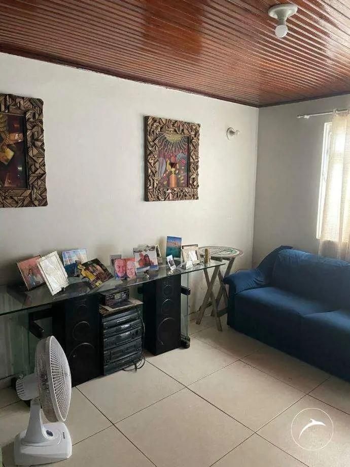 Oportunidade Única: Casa de Esquina com 3 Residências Independentes - QNM 38, Ce...