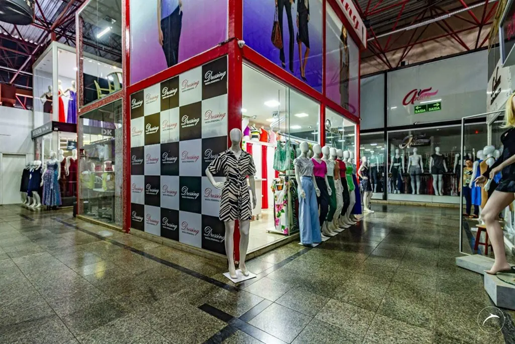 Oportunidade Única! Duas Lojas Comerciais à Venda no Feibox - Localização Estrat...