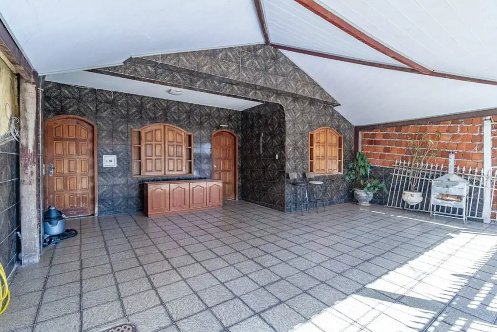 Casa com 3 Quartos na QNO 13Detalhes do Imóvel:Quartos: 3 quartos, proporcionand...