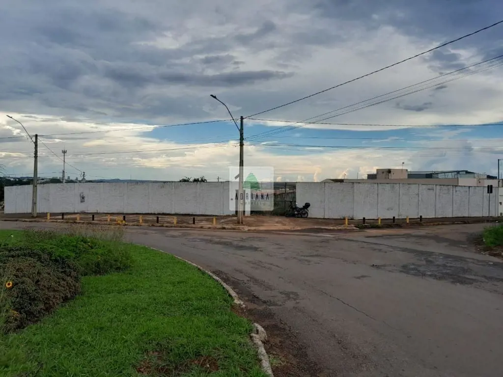 área toda murada com agua e energia 08/06/24