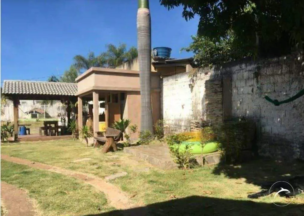 Casa em Construção - Com 2 Quartos e Quintal Amplo à Venda em ArniqueirasCaracte...