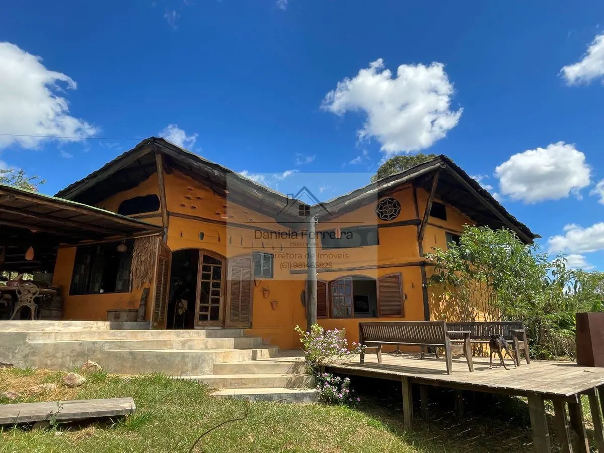 Venha conhecer e se apaixonar pela Vila Adécia!Um refúgio sustentável próximo à ...