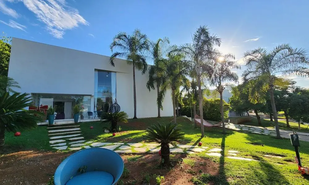 Sobrado Aldeia do Vale.Térreo com sala 3 ambientes, lavabo, bastante iluminação ...