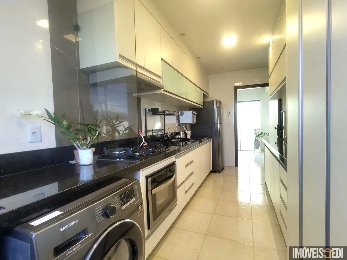 QSD 53 Lote 02Taguatinga SulExcelente apartamento com 126 m², super reformado, c...