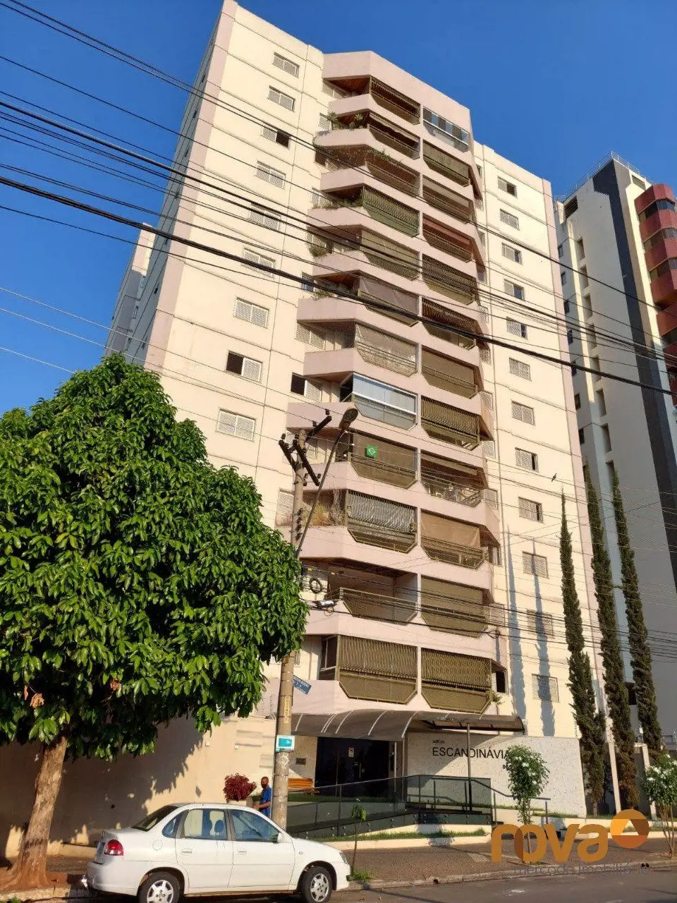 Apartamento 3 quartos ,sendo 1 suíte, nascente, sala com 2 ambientes, cozinha se...