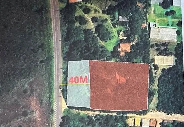 Esta casa/chácara no Jardim Botânico, à beira da DF 140, é uma excelente oportun...