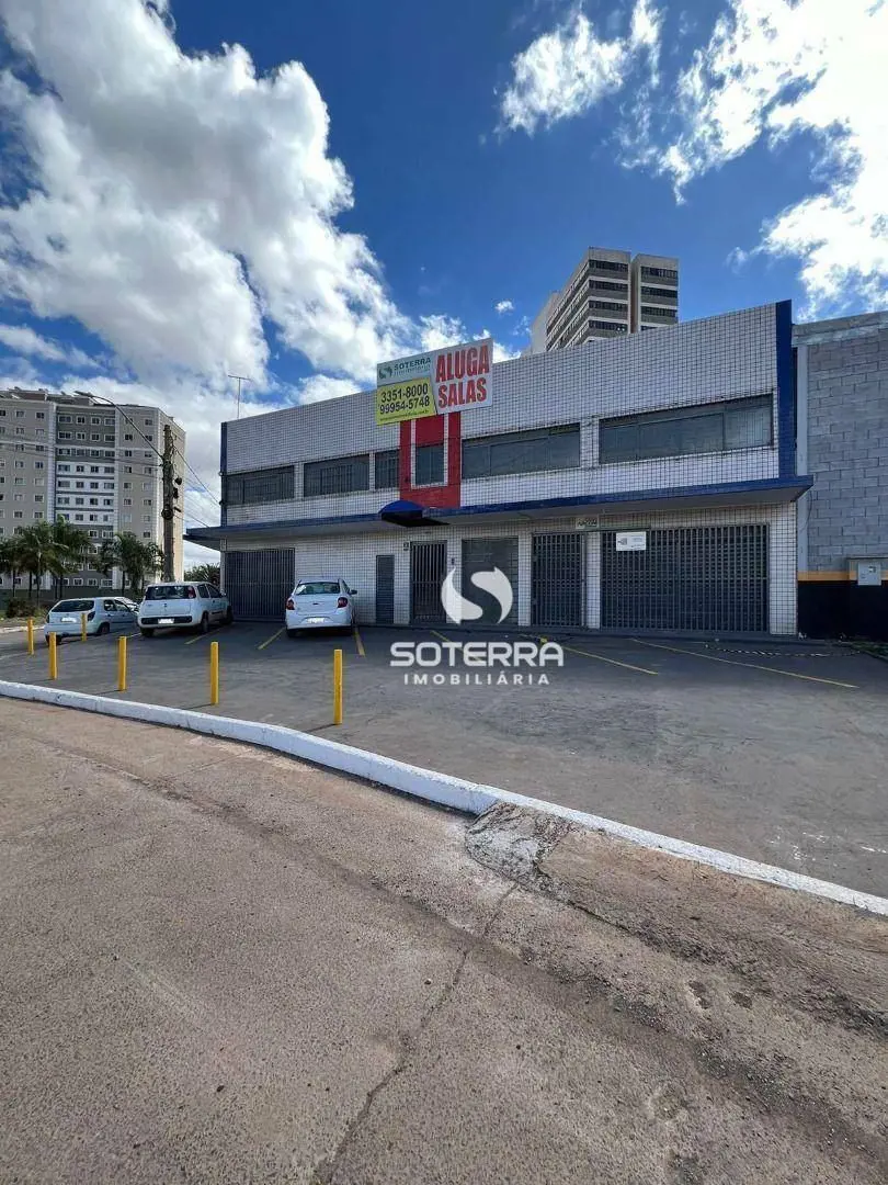 SOTERRA IMOBILIÁRIA DISPONIBILIZA PARA LOCAÇÃO 06 SALAS:SENDO 4 COM ÁREA DE 32m²...