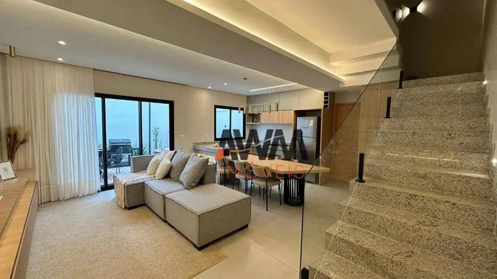 Sobrado com 03 suítes plenas em Condomínio fechado no Setor Jaó em Goiânia. Unid...