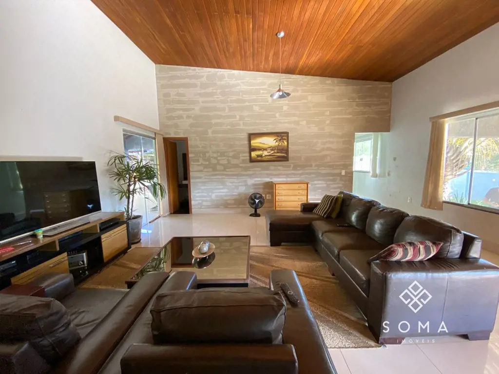 Soma imóveis: servir é o primeiro ato de amor. CASA DE 3 QUARTOS NO CONDOMINIO S...