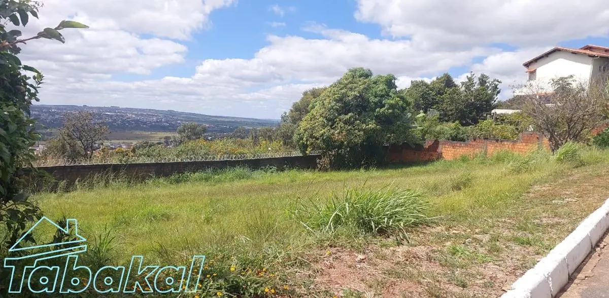 Ótimo terreno localizado no Condomínio Solar de Athenas, linda vista para o Nasc...