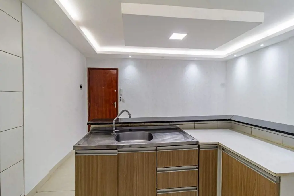 Apartamento à Venda na QE 40 - 3º AndarDescrição do Imóvel:Quartos: 2 quartos, a...