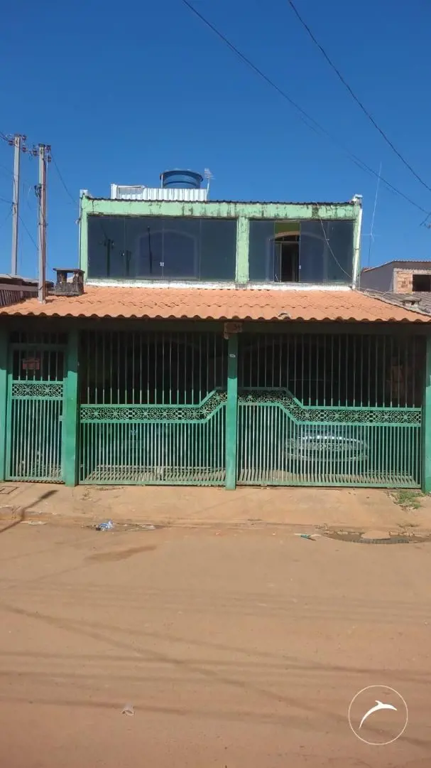 Imóvel com 4 Quartos e 2 SuítesDescrição do Imóvel:Quartos: 4 quartos, sendo 2 s...