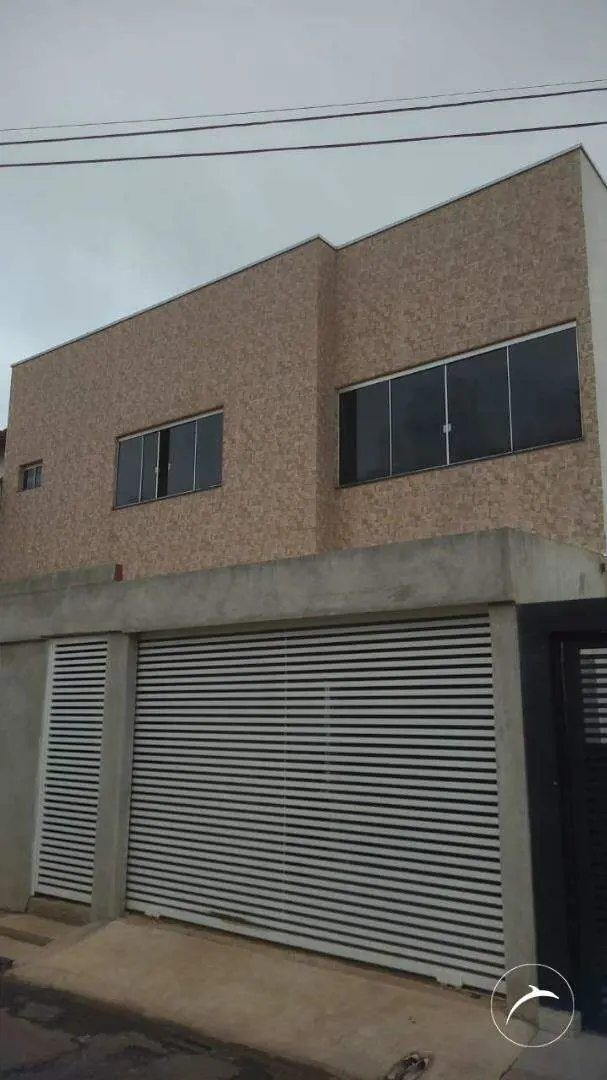 Sobrado 4 Quartos - QNP 5Descrição do Imóvel:Tipo: Sobrado disponível para venda...