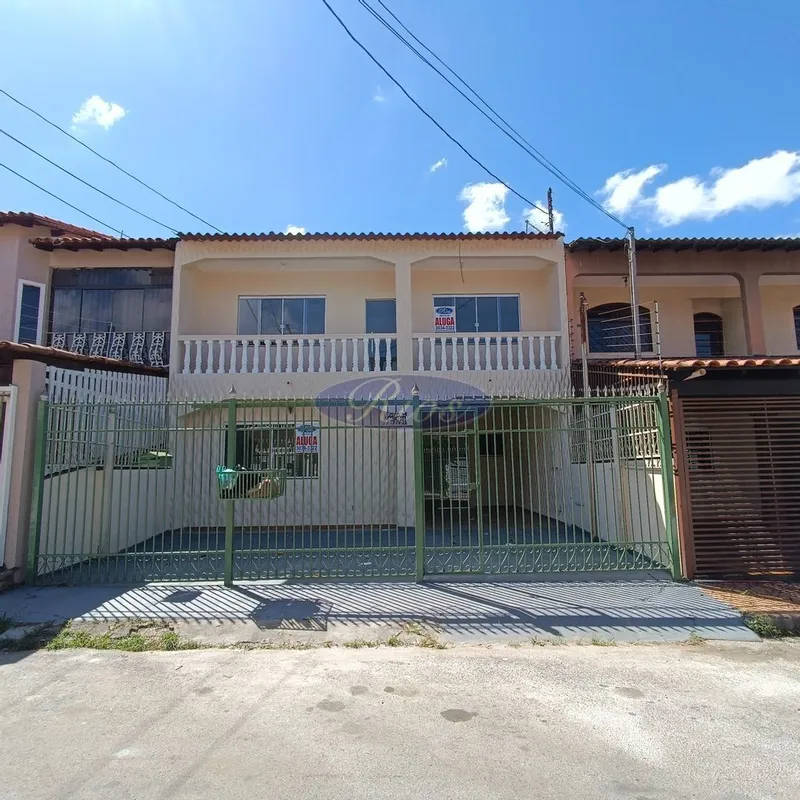 RIOS IMÓVEIS ALUGA EXCELENTE CASA DE 4 QUARTOS ( 1 SUÍTE), 2 BANHEIROS NA TERCEI...