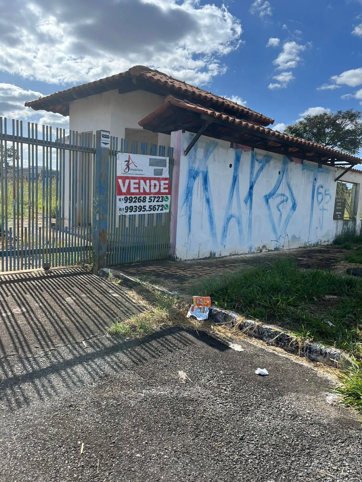 Condomínio em formação.Localização privilegiada.São Três frações a venda.Cada fr...