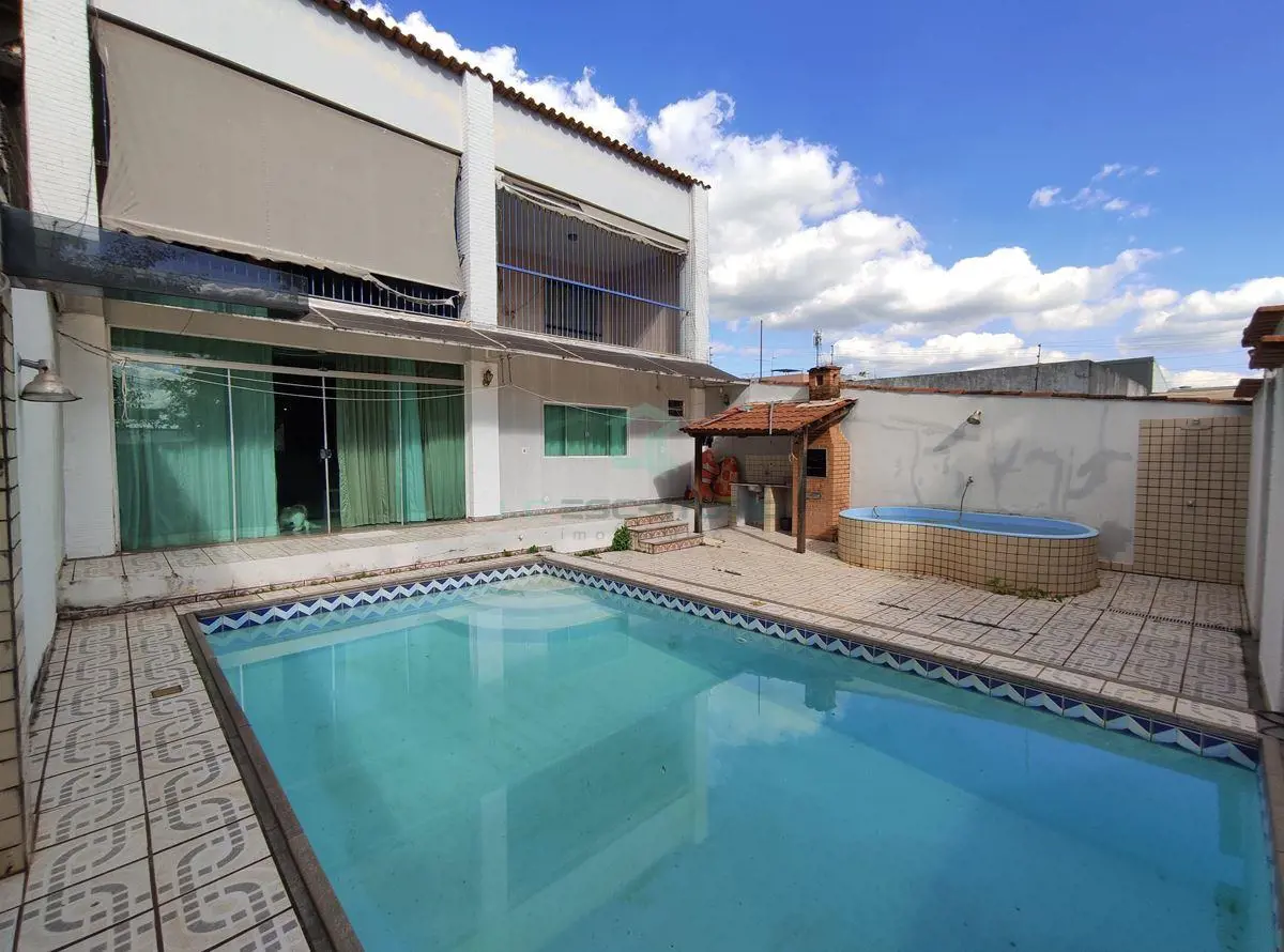 Excelente casa para venda na Quadra 06 Conjunto B - Sobradinho I - DF:Térreo: - ...