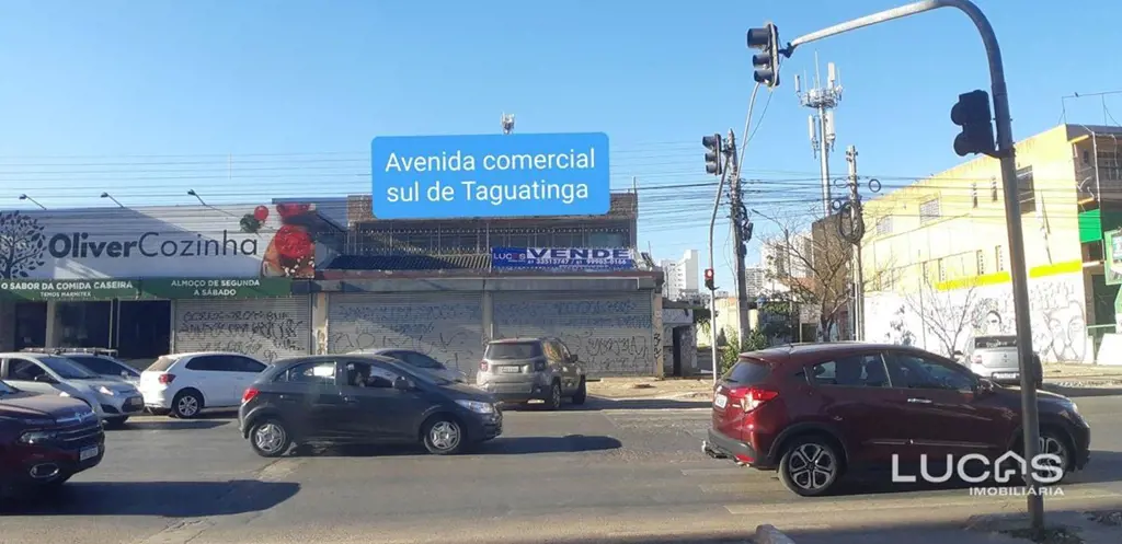 Único imóvel de esquina a venda na Avenida comercial Sul - Loja de 353 m2- Bater...