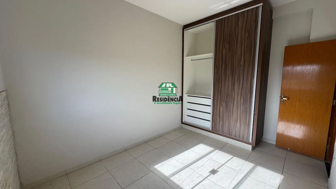  2 quartos 1 banheiro 2 Guarda-roupasembutidos cozinha americana( sala conjugada...