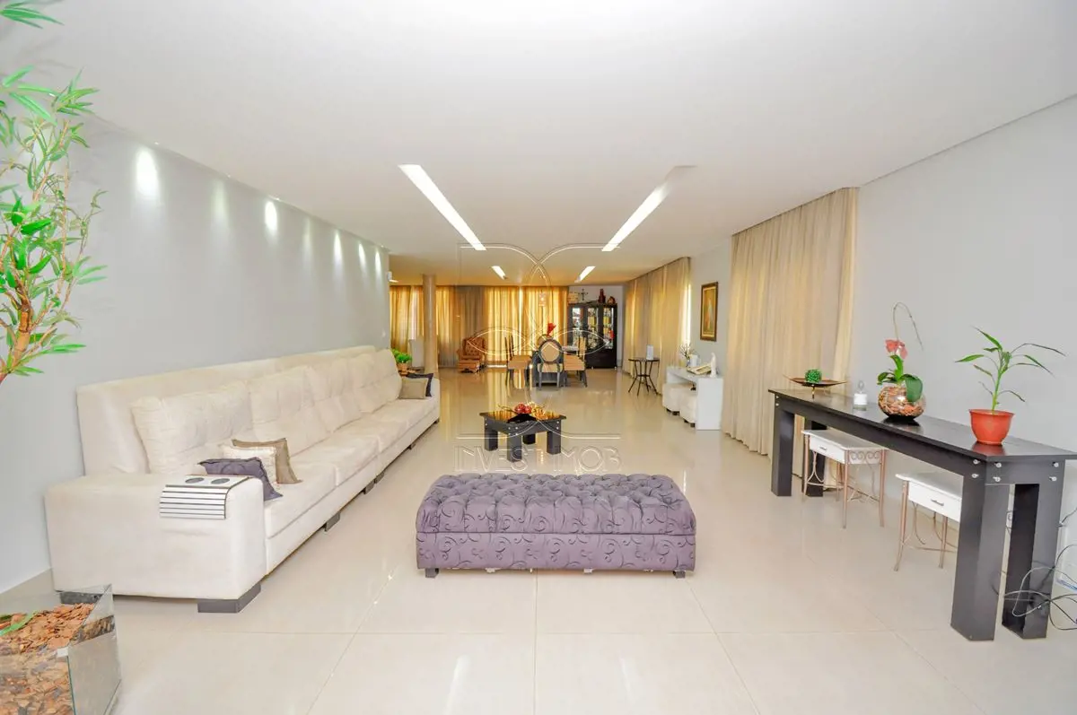 BE INVEST IMOB VENDE:Maravilhosa Casa MOBILIADA e REFORMADA | PORTEIRA FECHADA |...