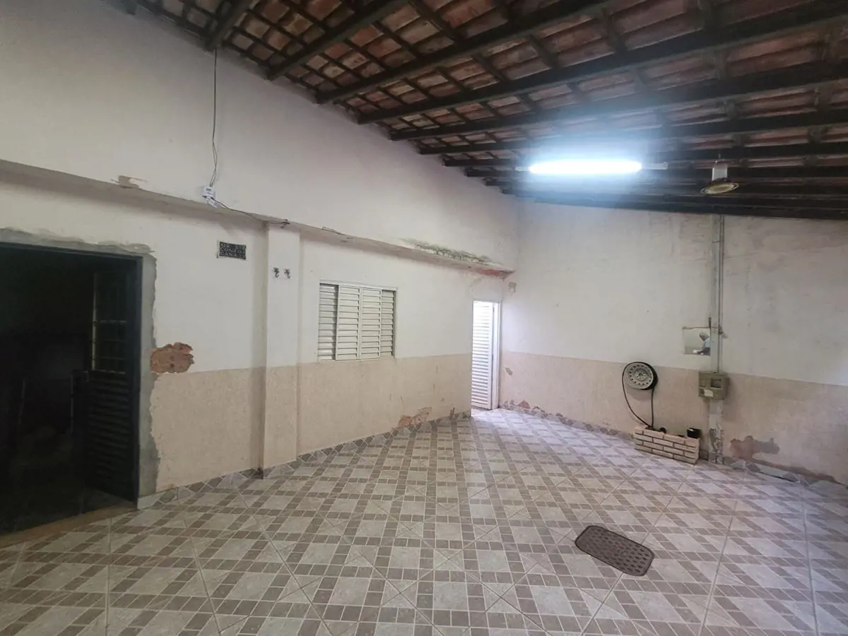 Casa a venda na Qr 212 de Samambaia Norte - Excelente Localização3 QuartosSalaCo...