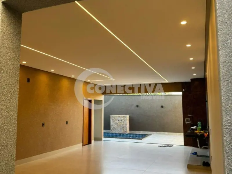  Comentários do corretor: Excelente casa térrea com 03 quartos todos sendo suíte...