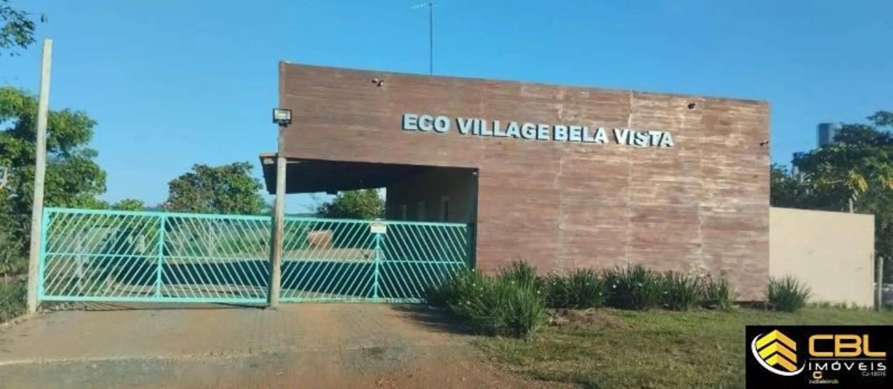 Se você está em busca de um refúgio tranquilo e cercado pela natureza, o lote em...