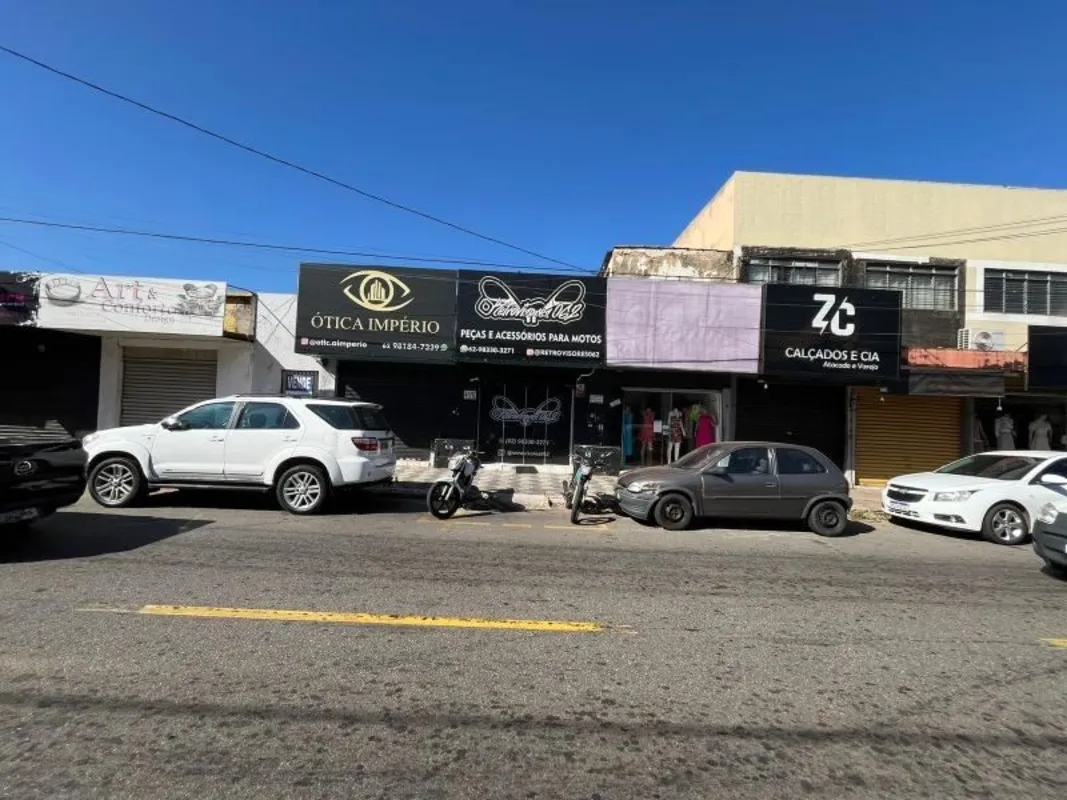 HENRIQUE: 9 8 1 9 8-4 2 4 0 (whatsapp) Casa comercial para Venda na Av. Bernardo...