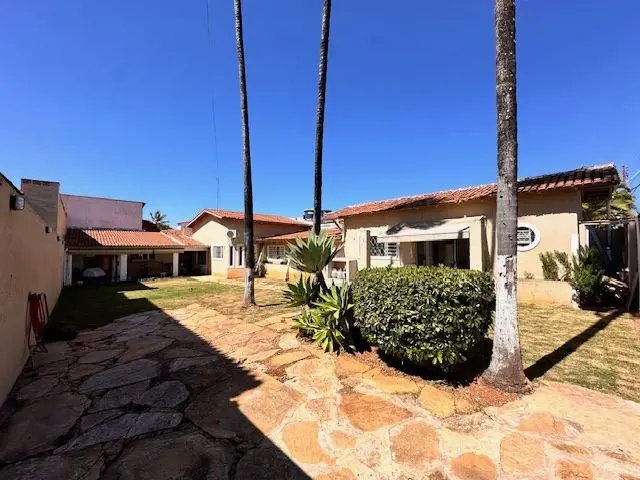 Venha morar na melhor localização do Jardim Botânico.Casa á venda no Condomínio ...