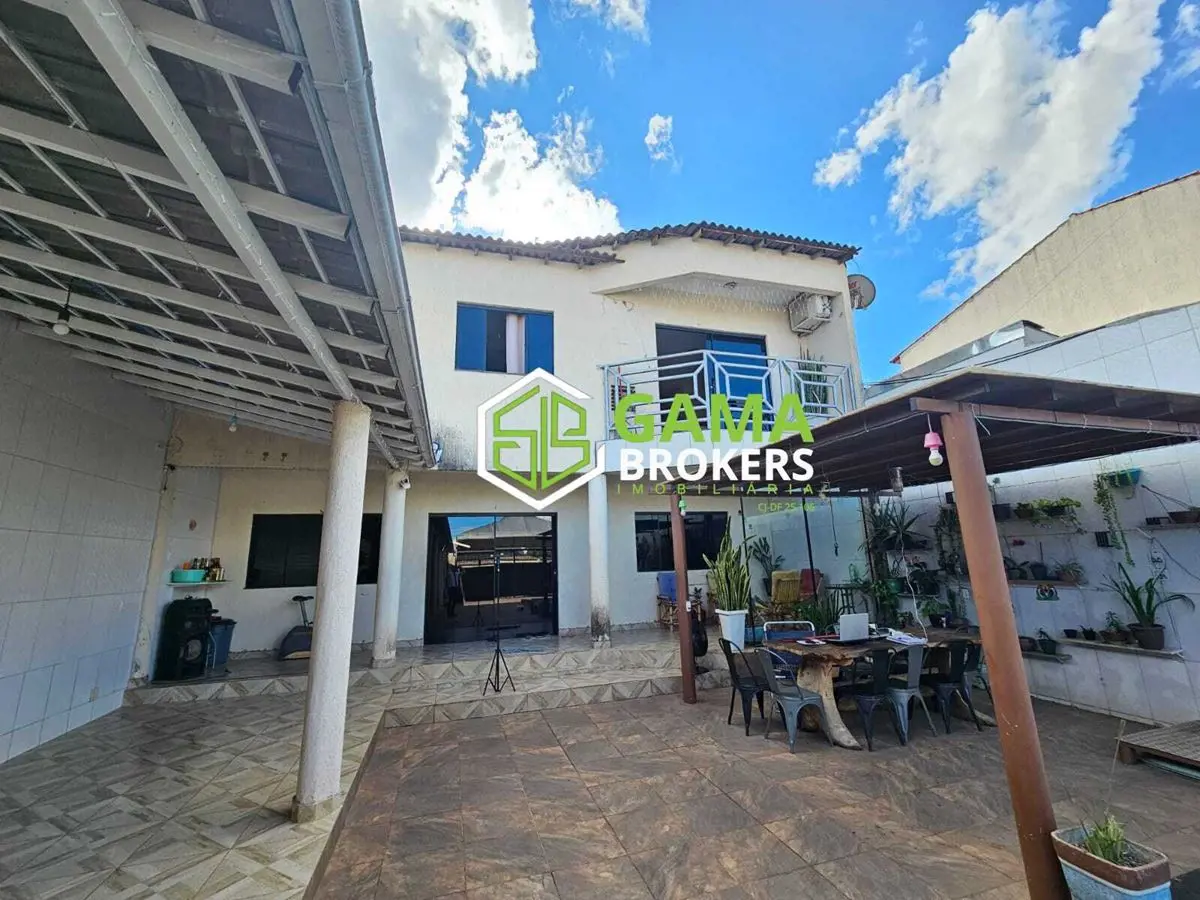 Vendo Excelente Casa Sobrado na Quadra 34 do Leste Casa de 2 pavimentos com cômo...