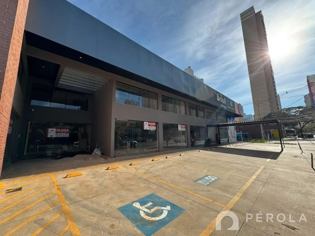 Descubra esta excelente loja com 80m², contendo banheiro e mezanino, ideal para ...
