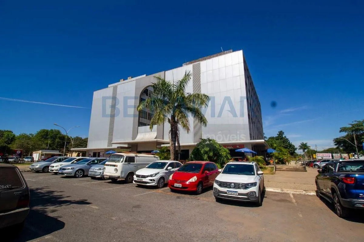 Sala Comercial à Venda no Centro Comercial Cruzeiro: Localização Privilegiada e ...